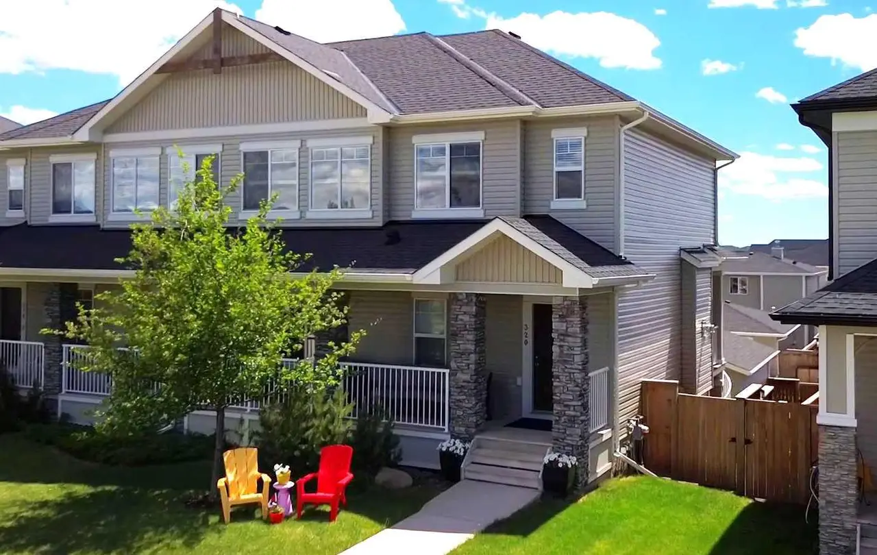 320 Rainbow Falls Green
