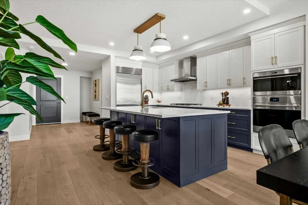209, 15 Cougar Ridge Landing SW