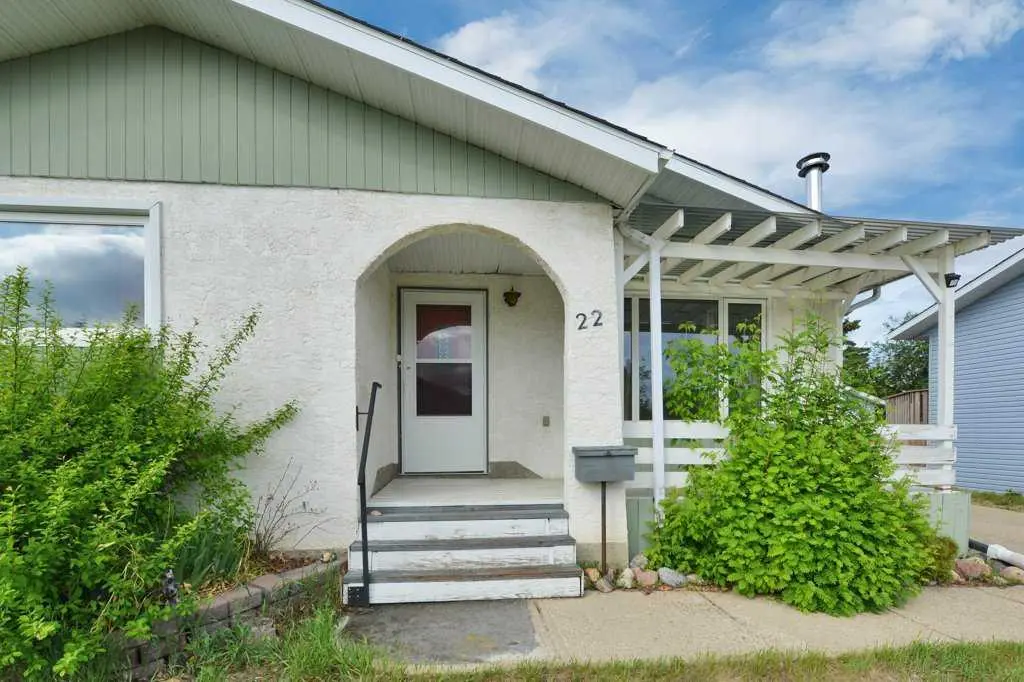 22 Blackstone Avenue 