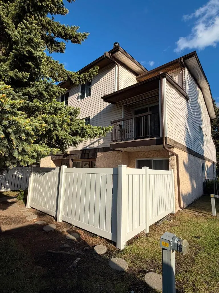 25, 3745 Fonda Way SE