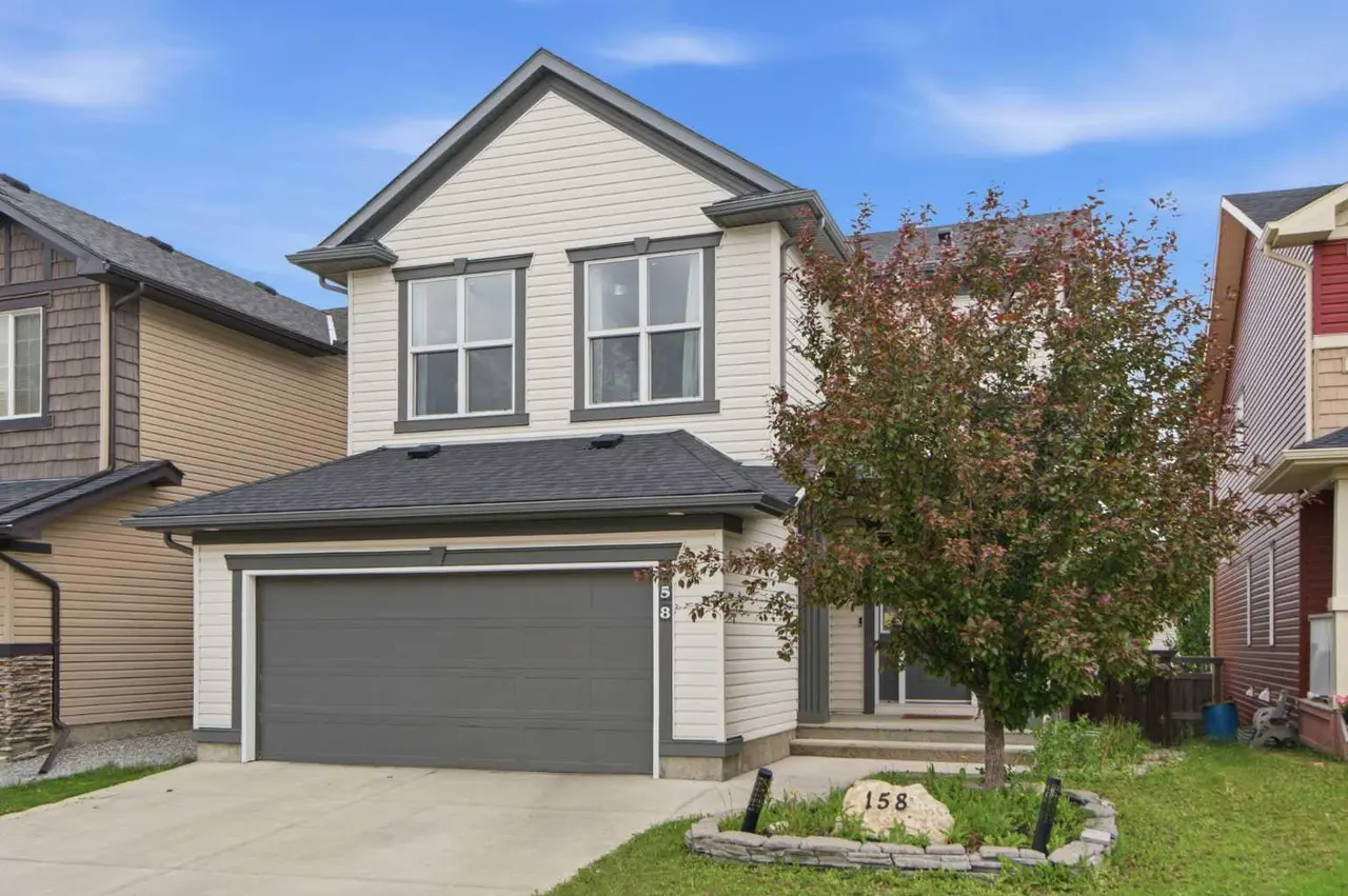 158 Silverado Bank Circle SW