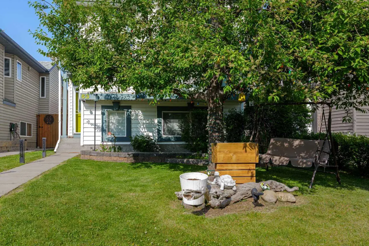 63 Coventry View NE
