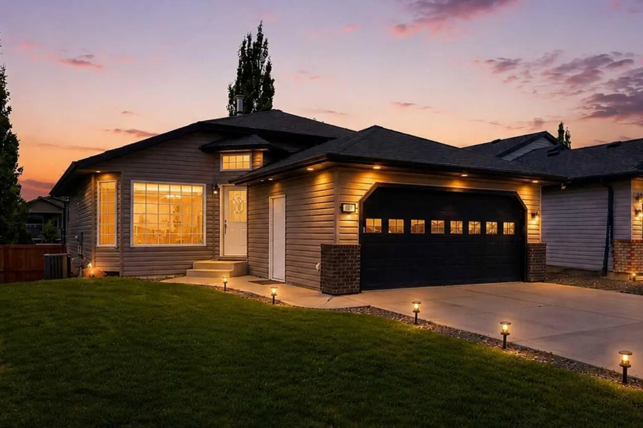 101 Oldring Crescent
