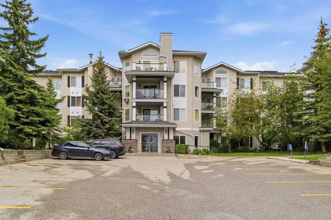 205, 345 Rocky Vista Park NW
