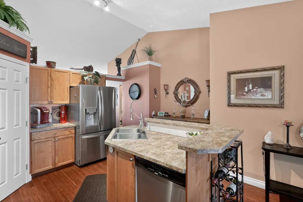 285 West Creek Springs 