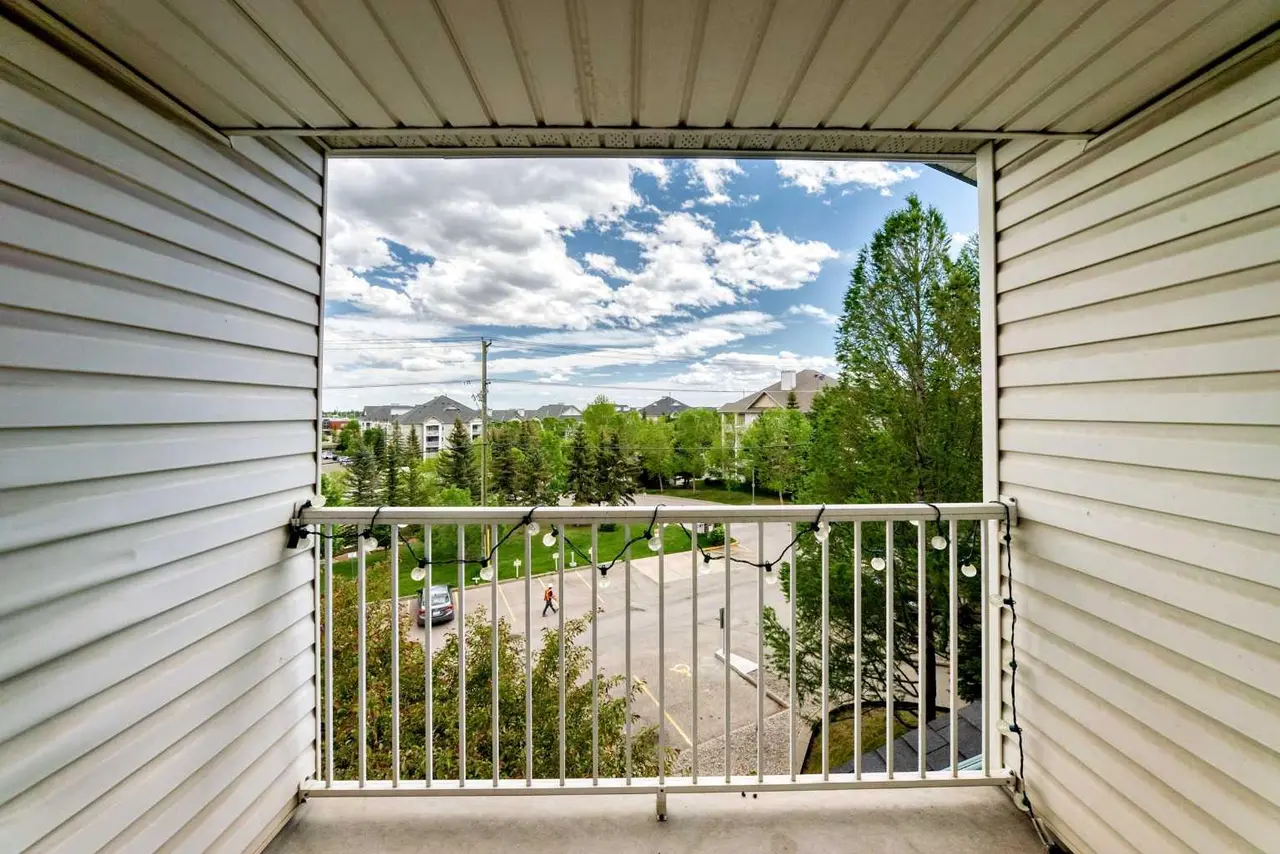 307, 7 Somervale View SW