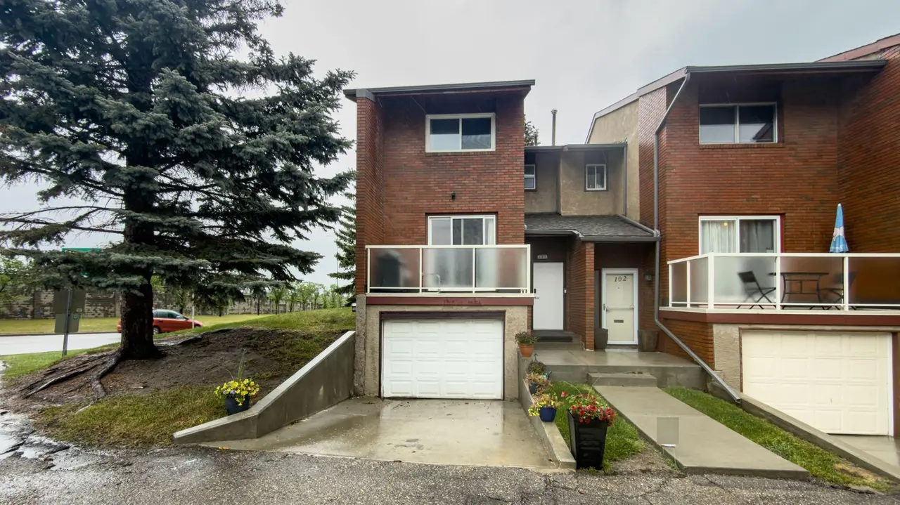 101, 1305 Glenmore Trail
