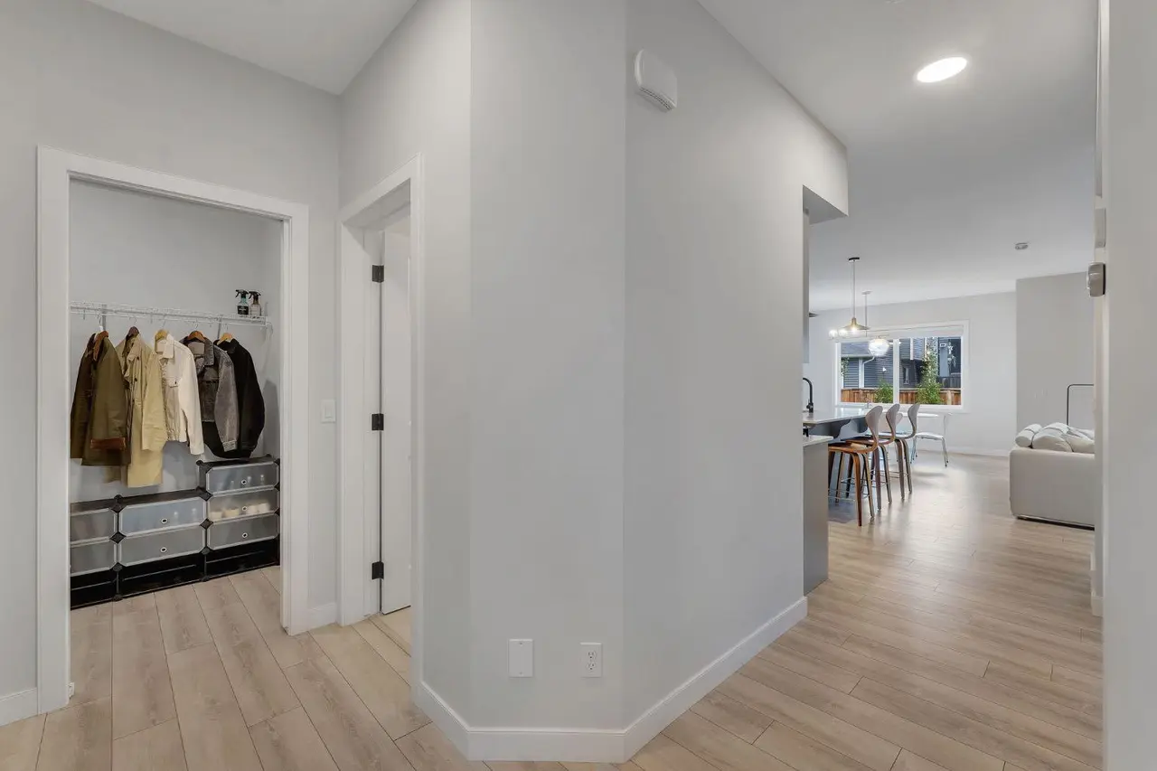 720 Midtown Drive SW