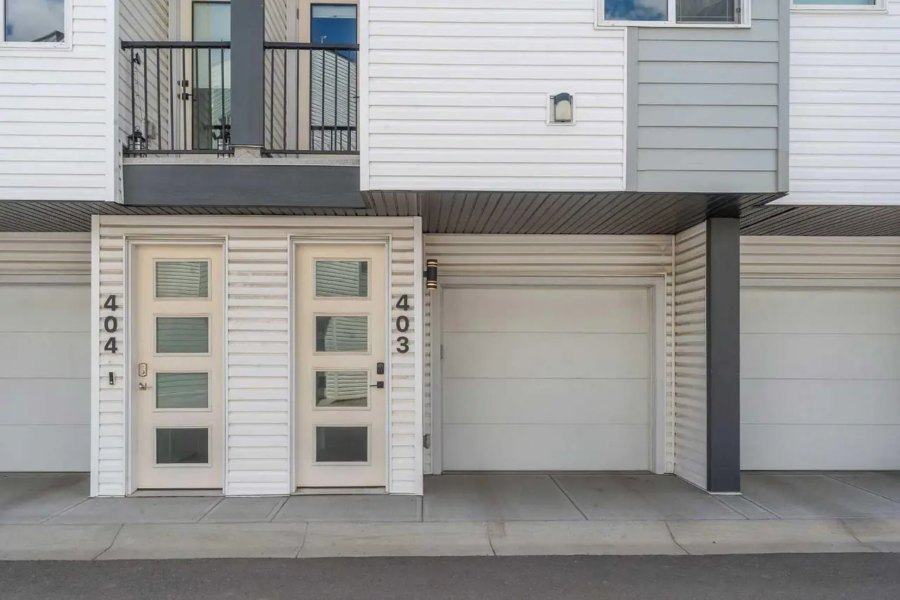 403, 101 Panatella Square NW