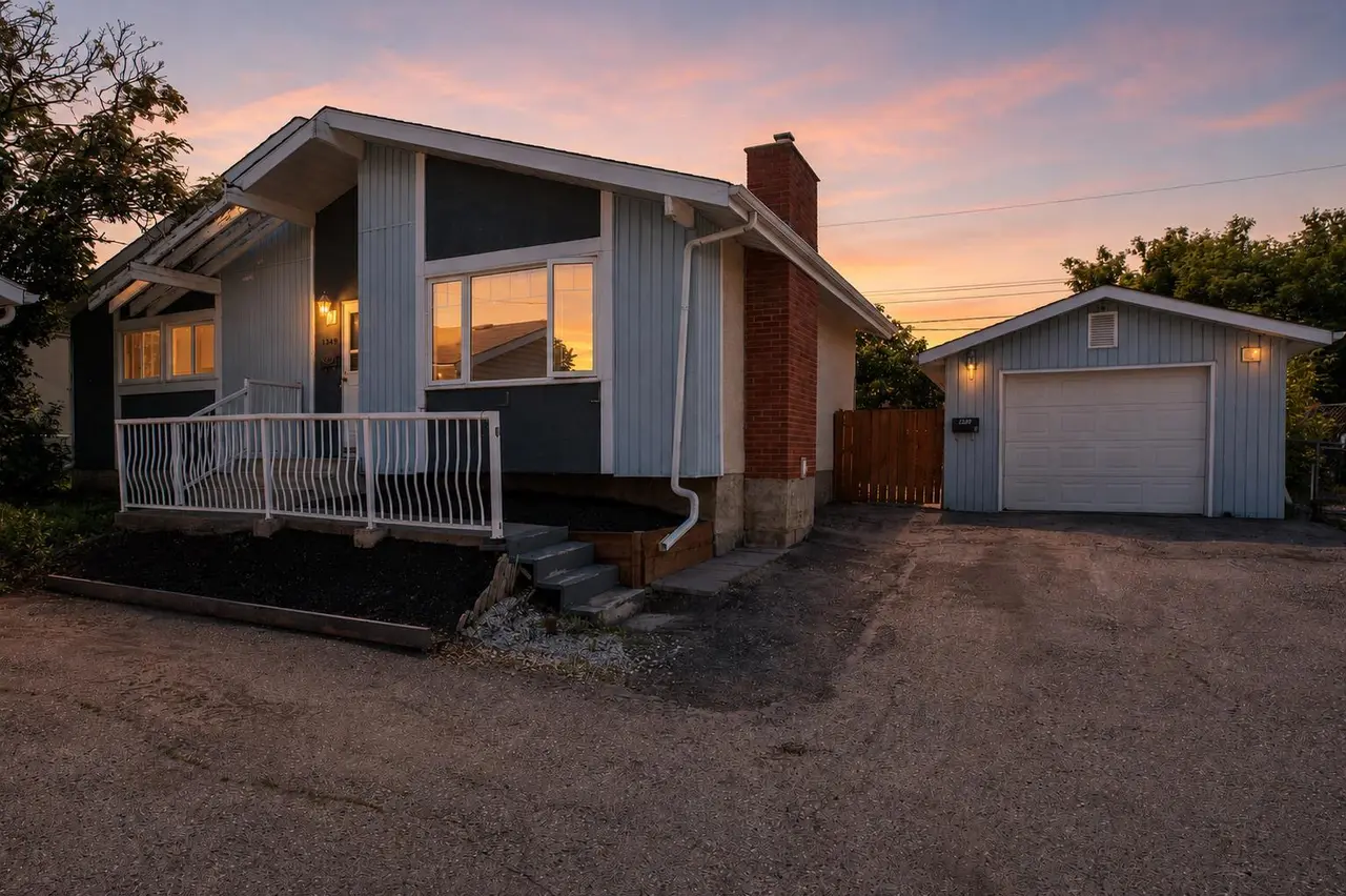 309 Olympia Drive SE