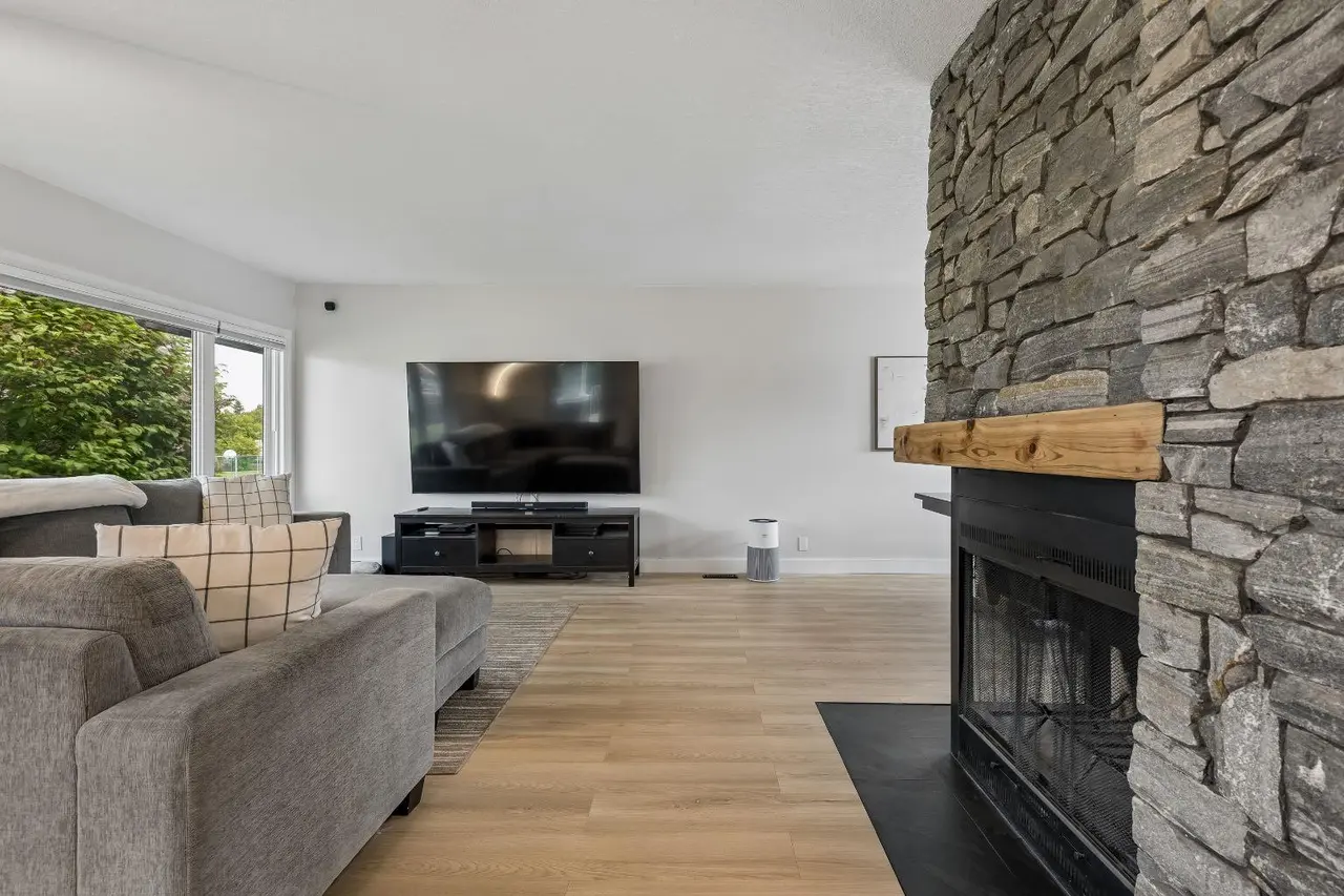 2129 Summerfield Boulevard SE