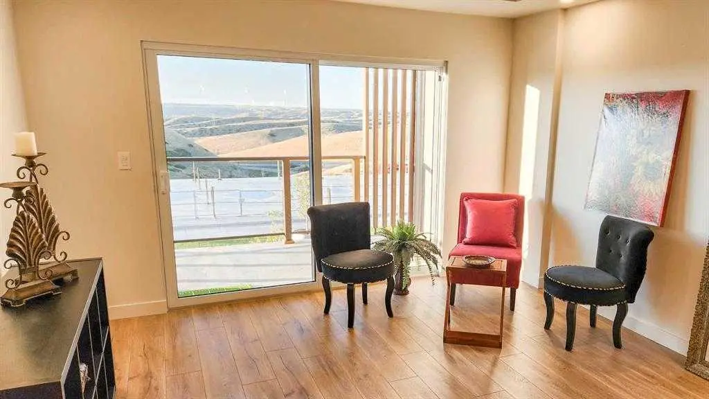 331, 102 Scenic Drive N