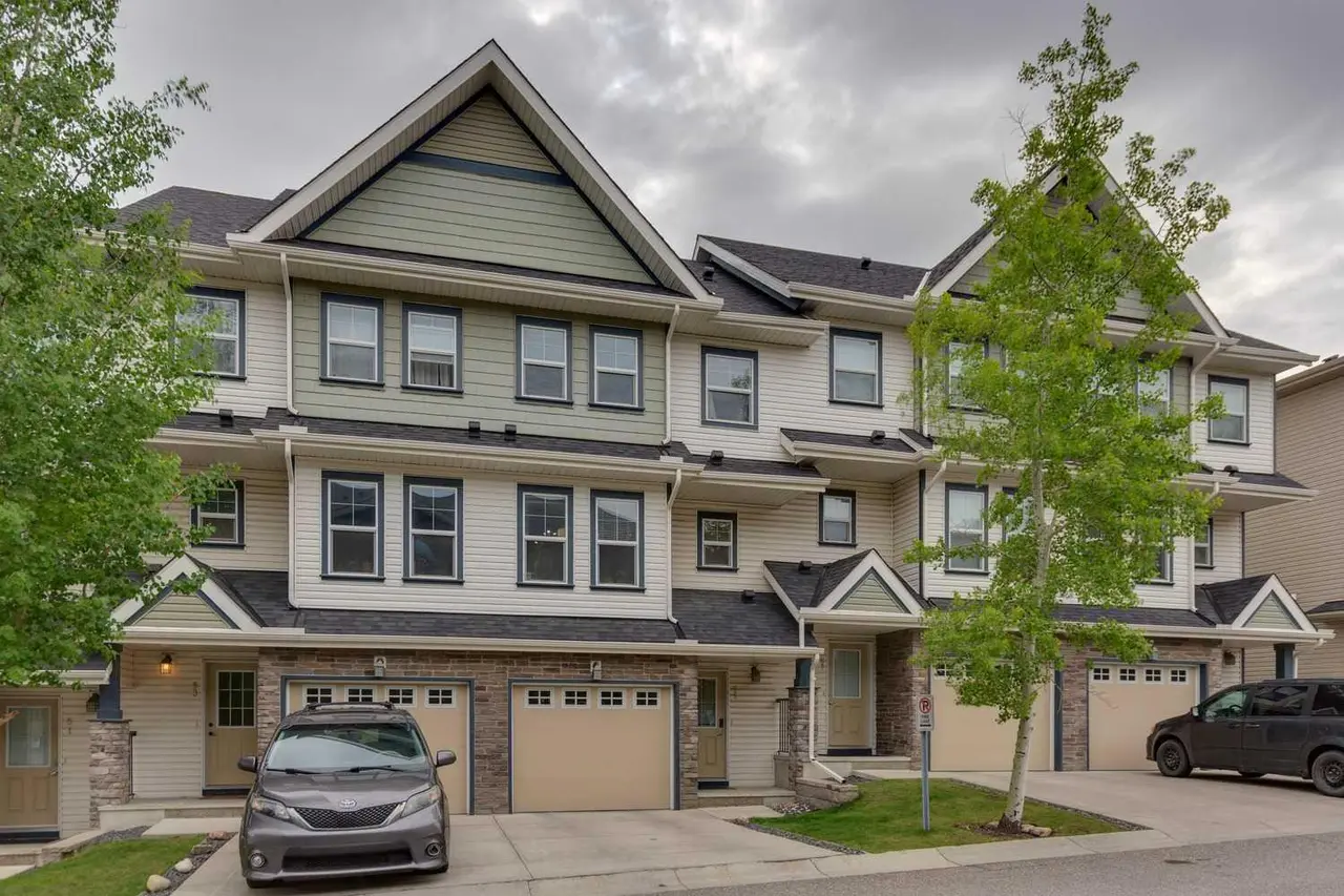 55 Panatella Road NW