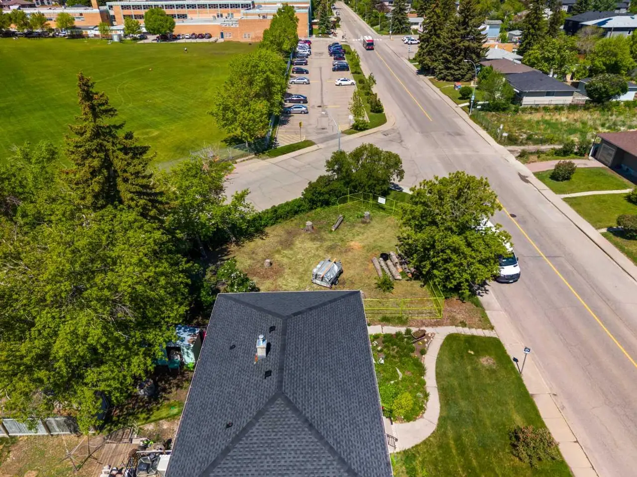 2747 Morley Trail NW