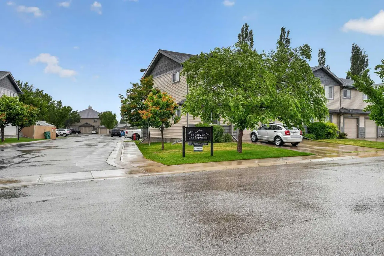 7, 129 Silkstone Road W