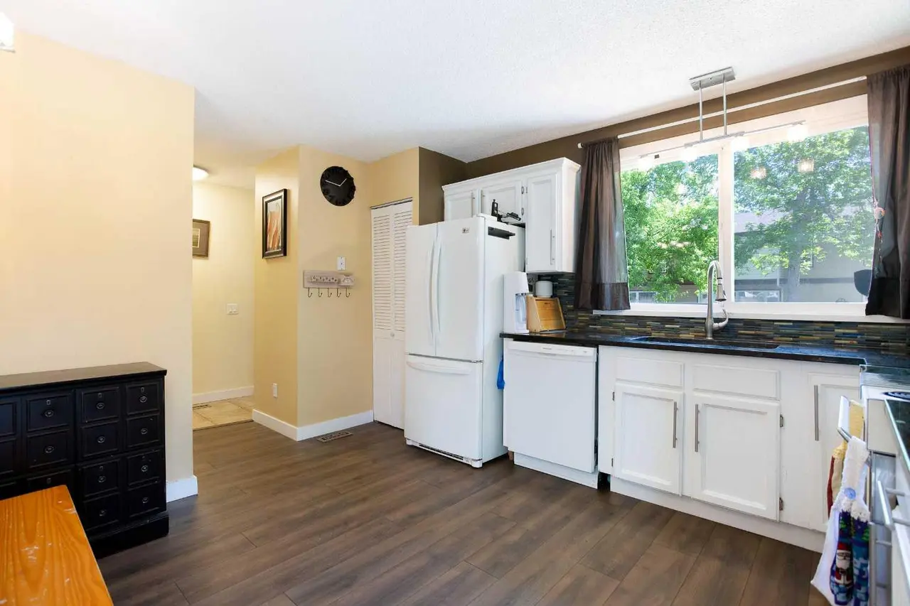 81, 630 Sabrina Road SW
