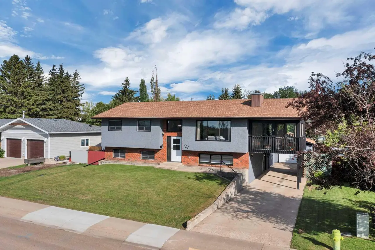 27 Warwick Drive 