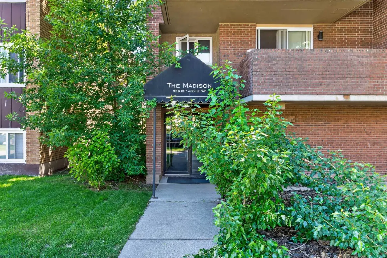 202, 329 19 Avenue SW