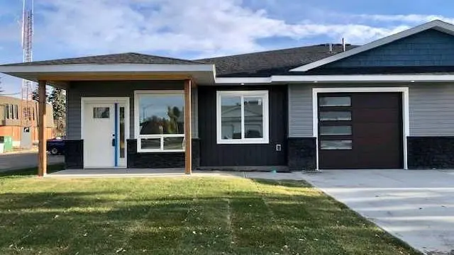 #2, 4738 49A Avenue