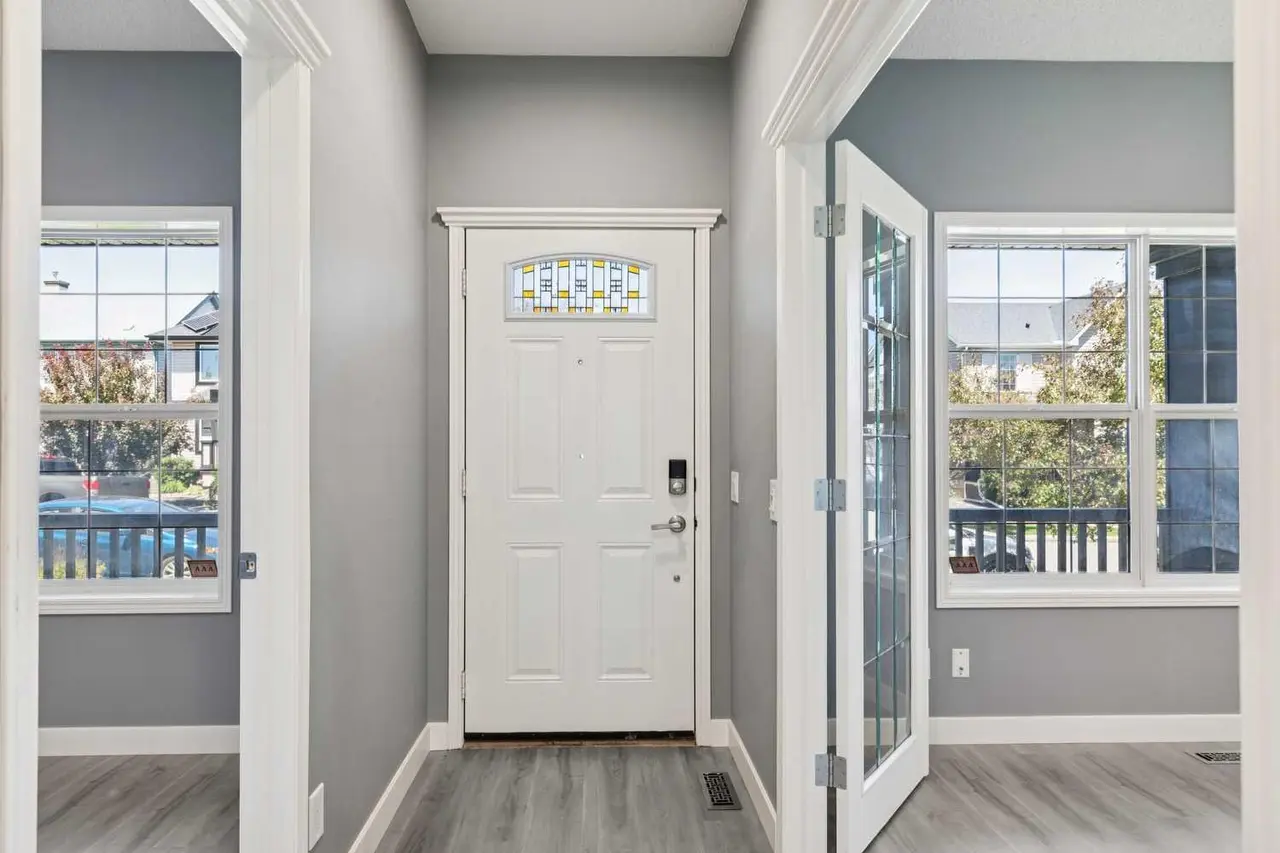 137 Prestwick Mews SE