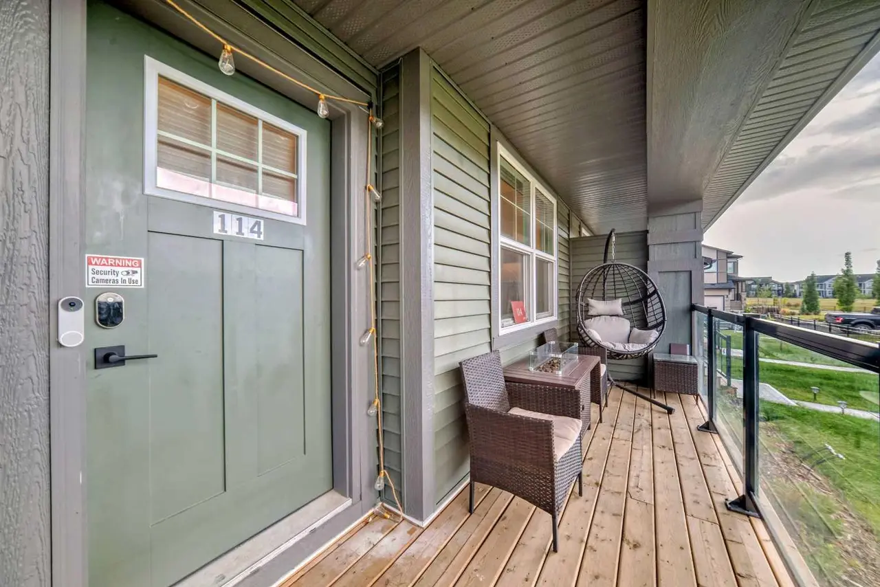 114 Midgrove  SW