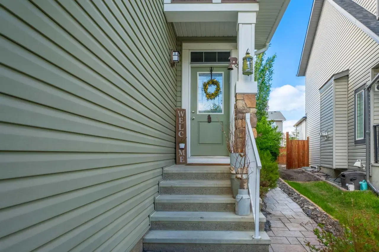100 Brightoncrest Terrace SE