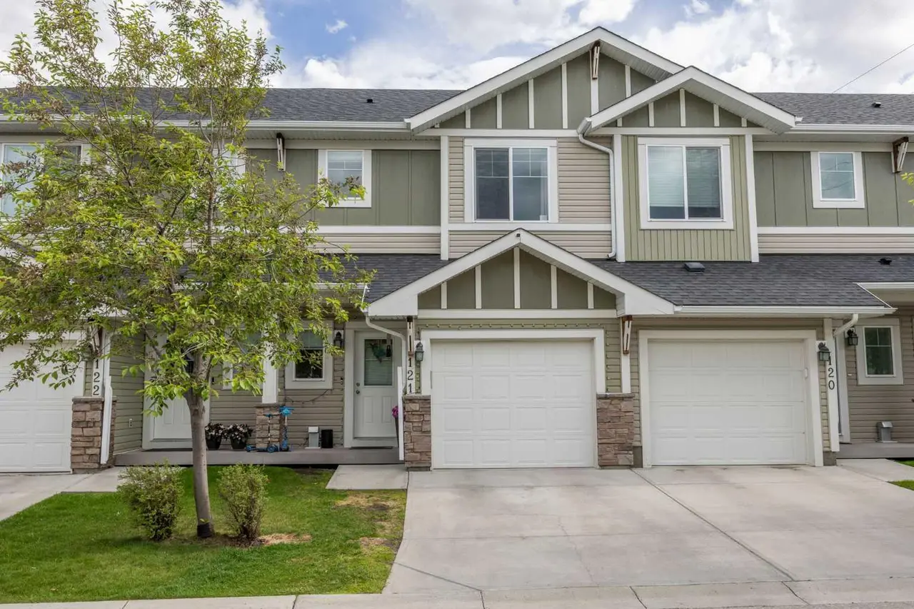 121, 300 Marina Drive 