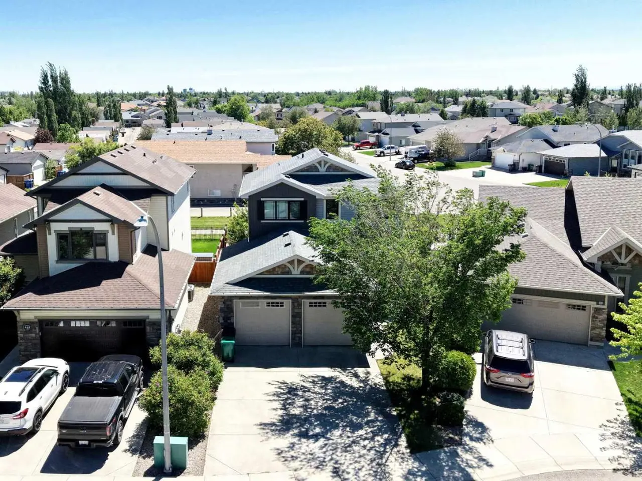 422 Lynx Terrace N