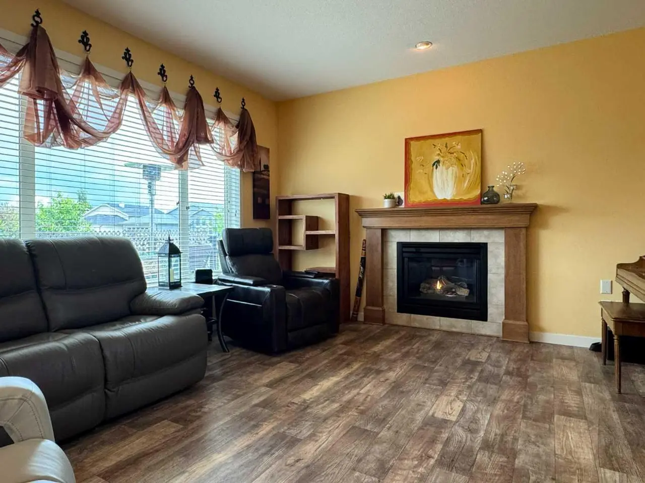 422 Lynx Terrace N