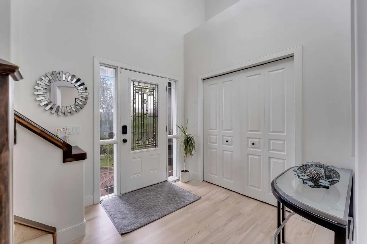 109 Evanscove Heights NW