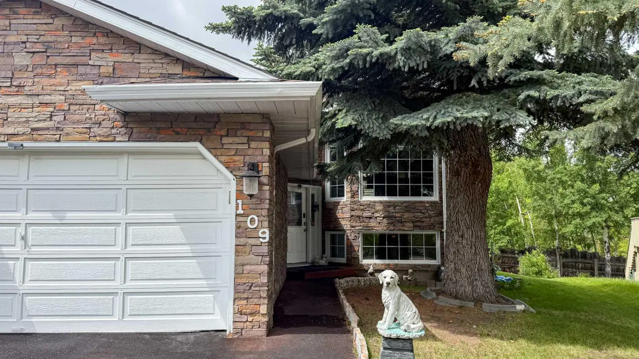 109 Edgebrook Gardens NW