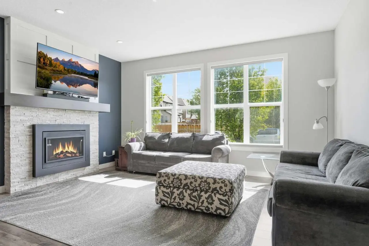 237 Mahogany Parade SE