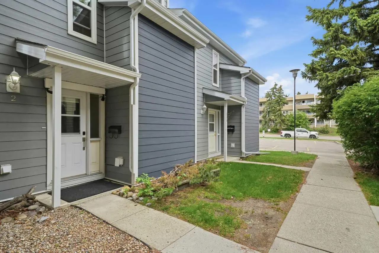 2, 97 Grier Place NE