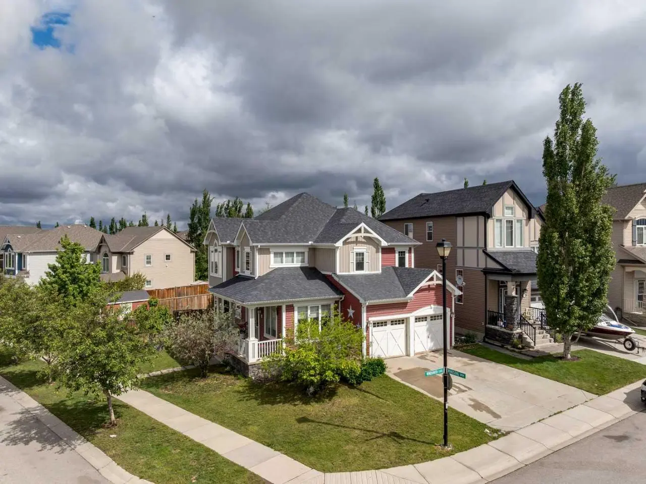 1200 Windhaven Close SW
