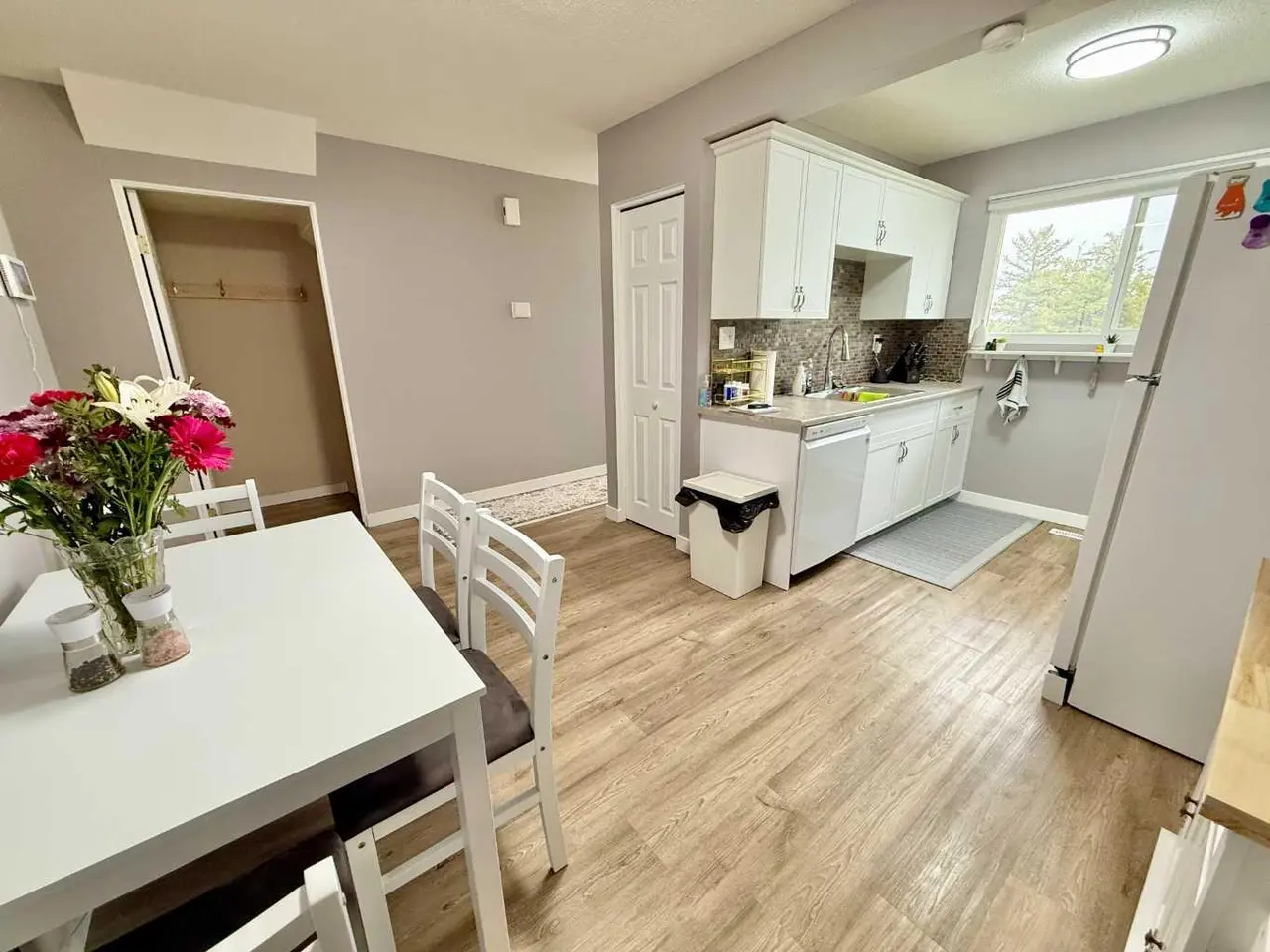 20, 115 Lafayette Boulevard W