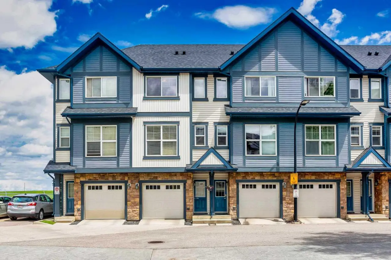 88 New Brighton Point SE