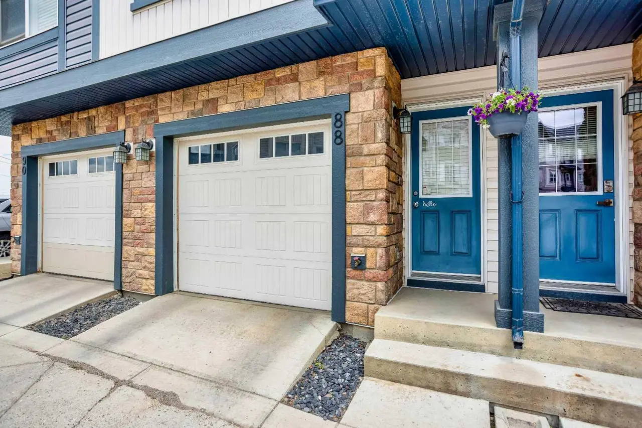 88 New Brighton Point SE
