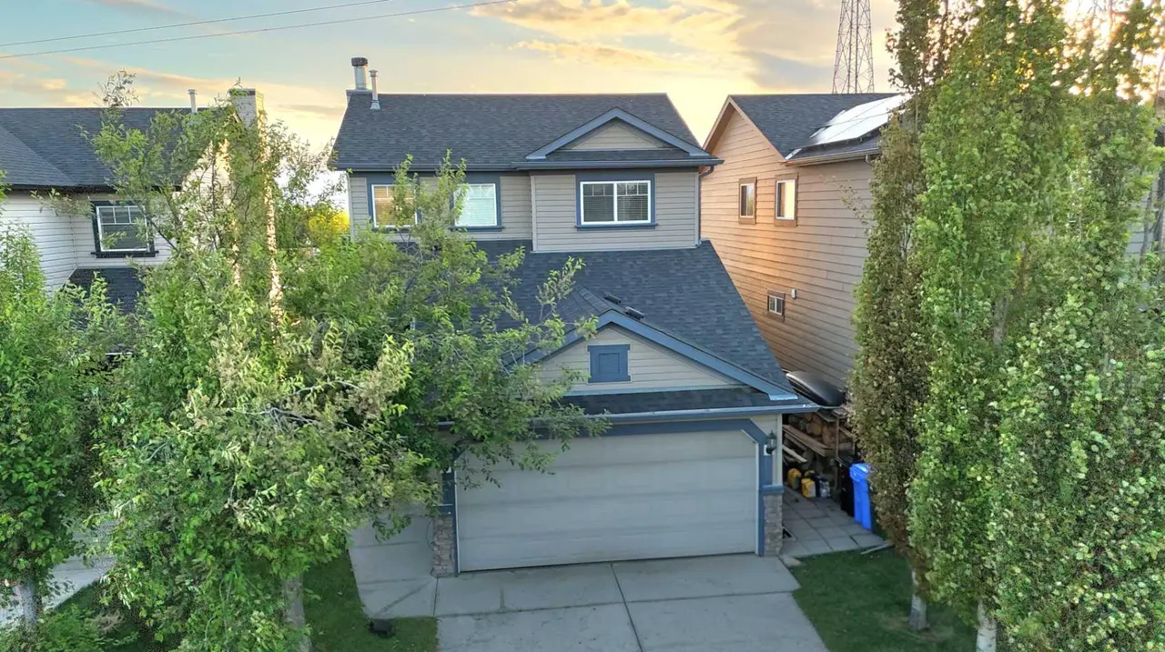 13 Tuscany Ridge Mews NW