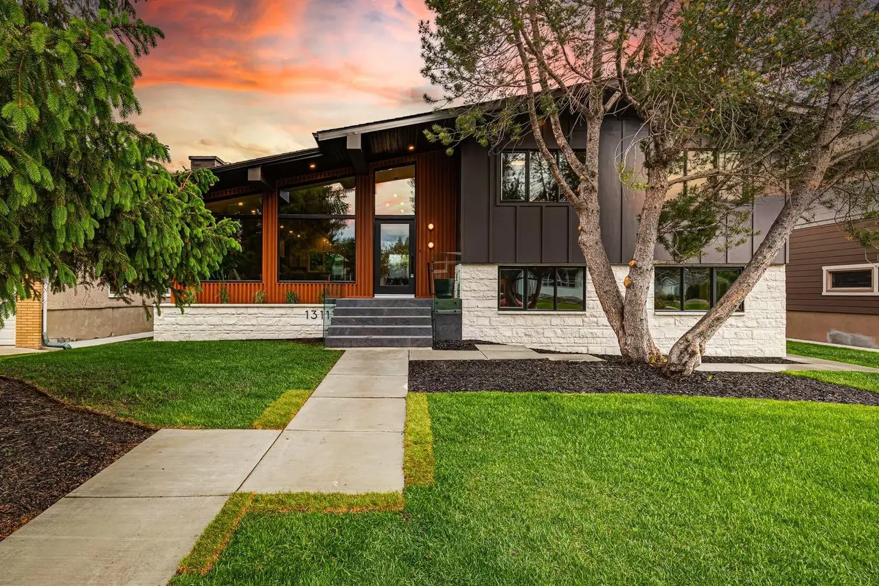 1311 Carlyle Road SW