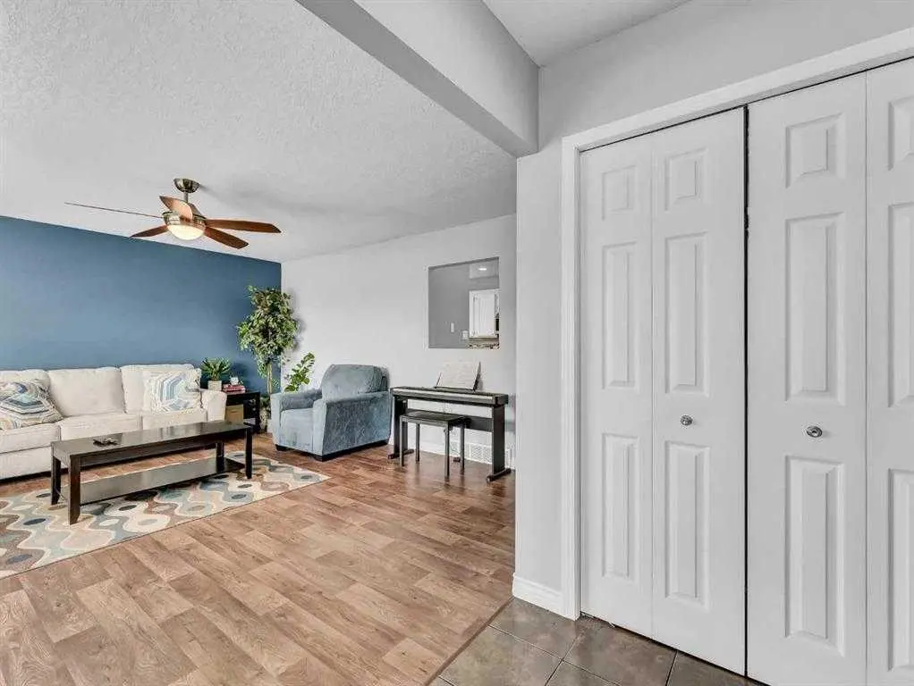 238 Cameron Road SE