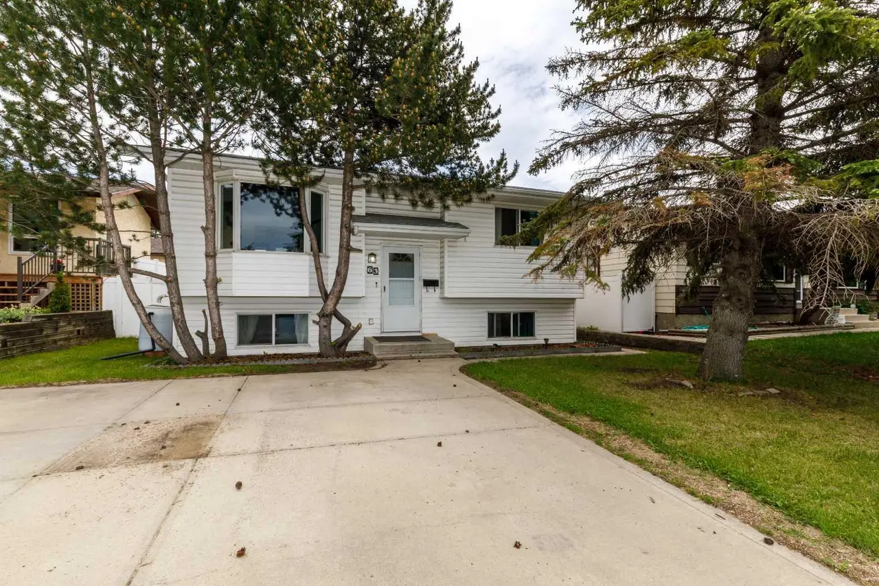 63 Mclevin Crescent 