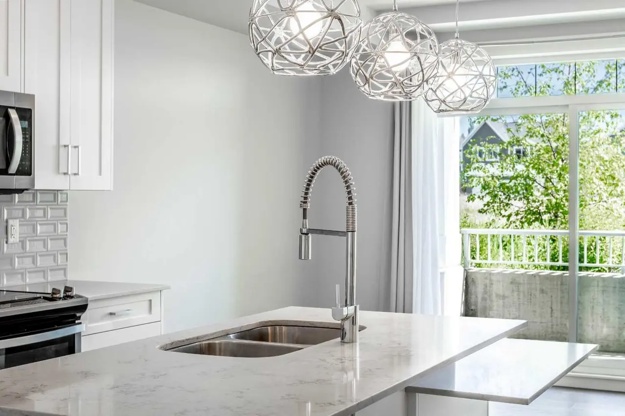 111, 300 Auburn Meadows Common SE