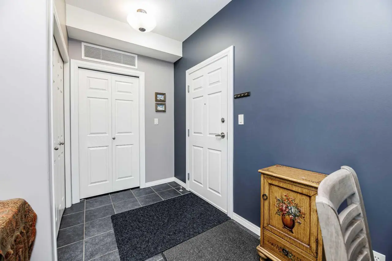 305, 69 Ironstone Drive 