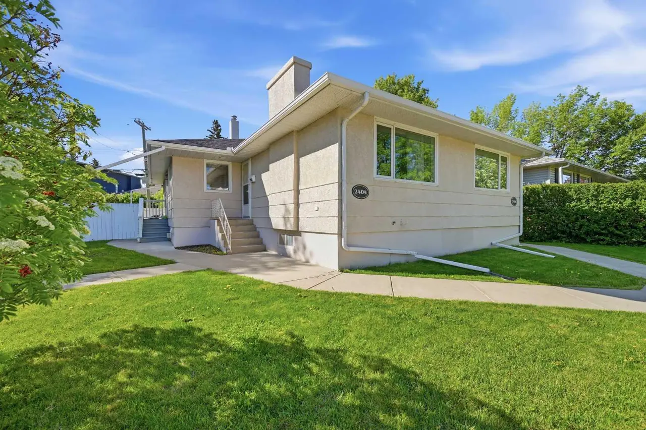 2404 & 2406 Richmond Road SW