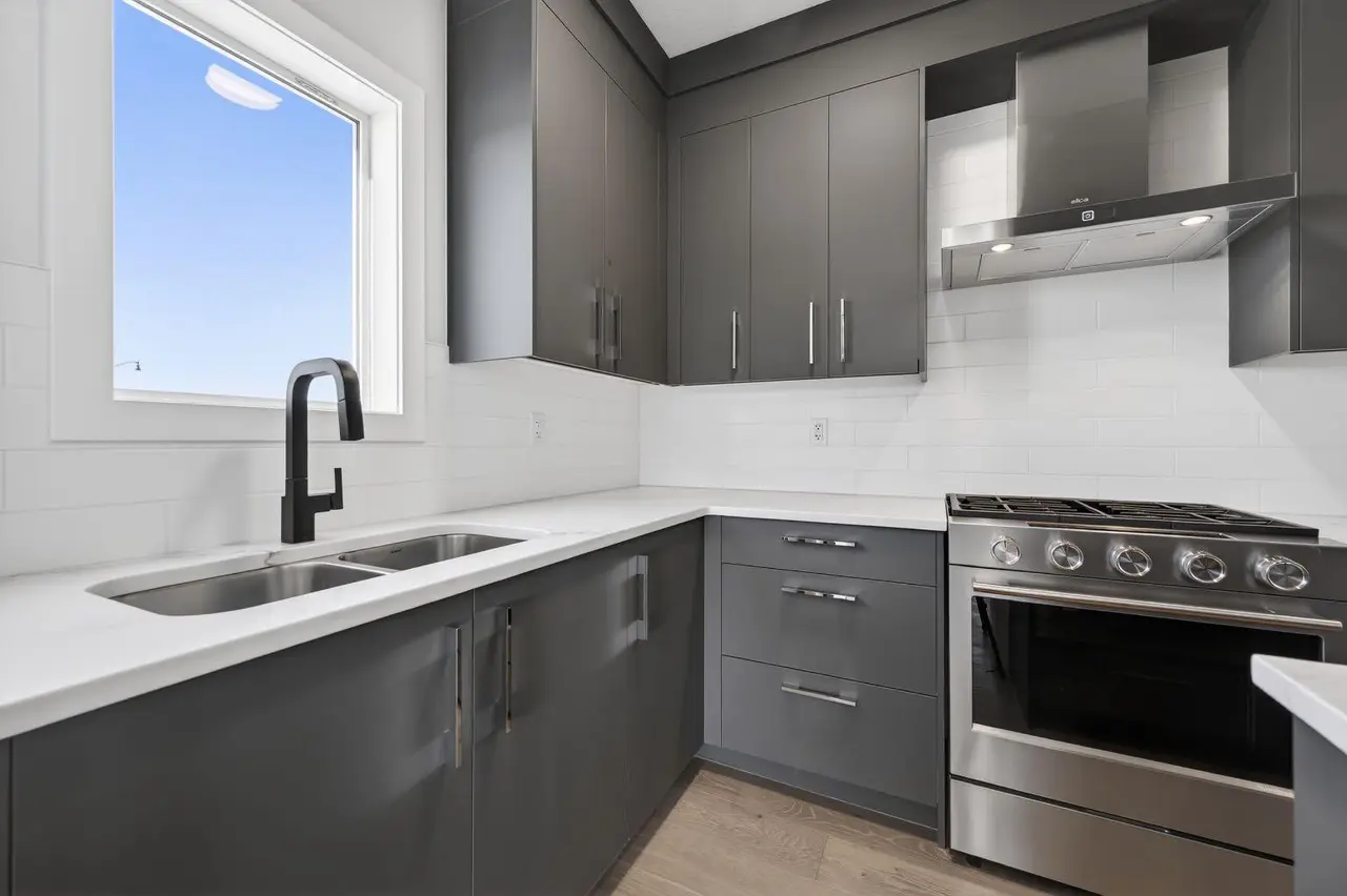 709 Dawson Common 