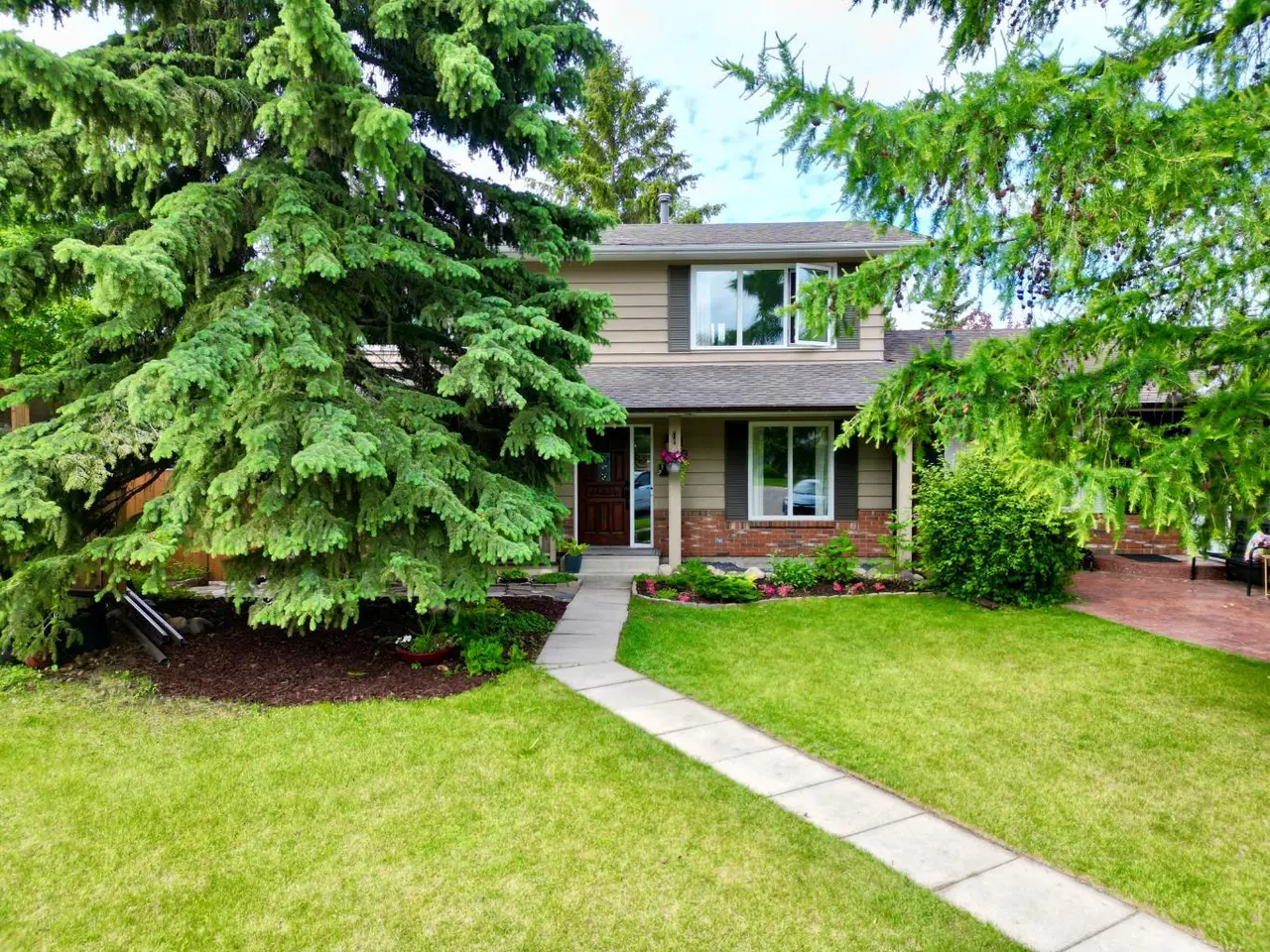 119 Midland Place SE
