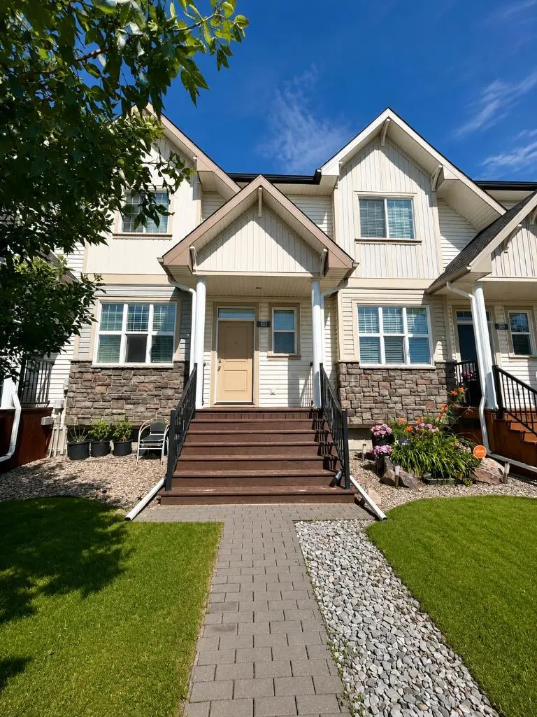 227 Lynx Road  N