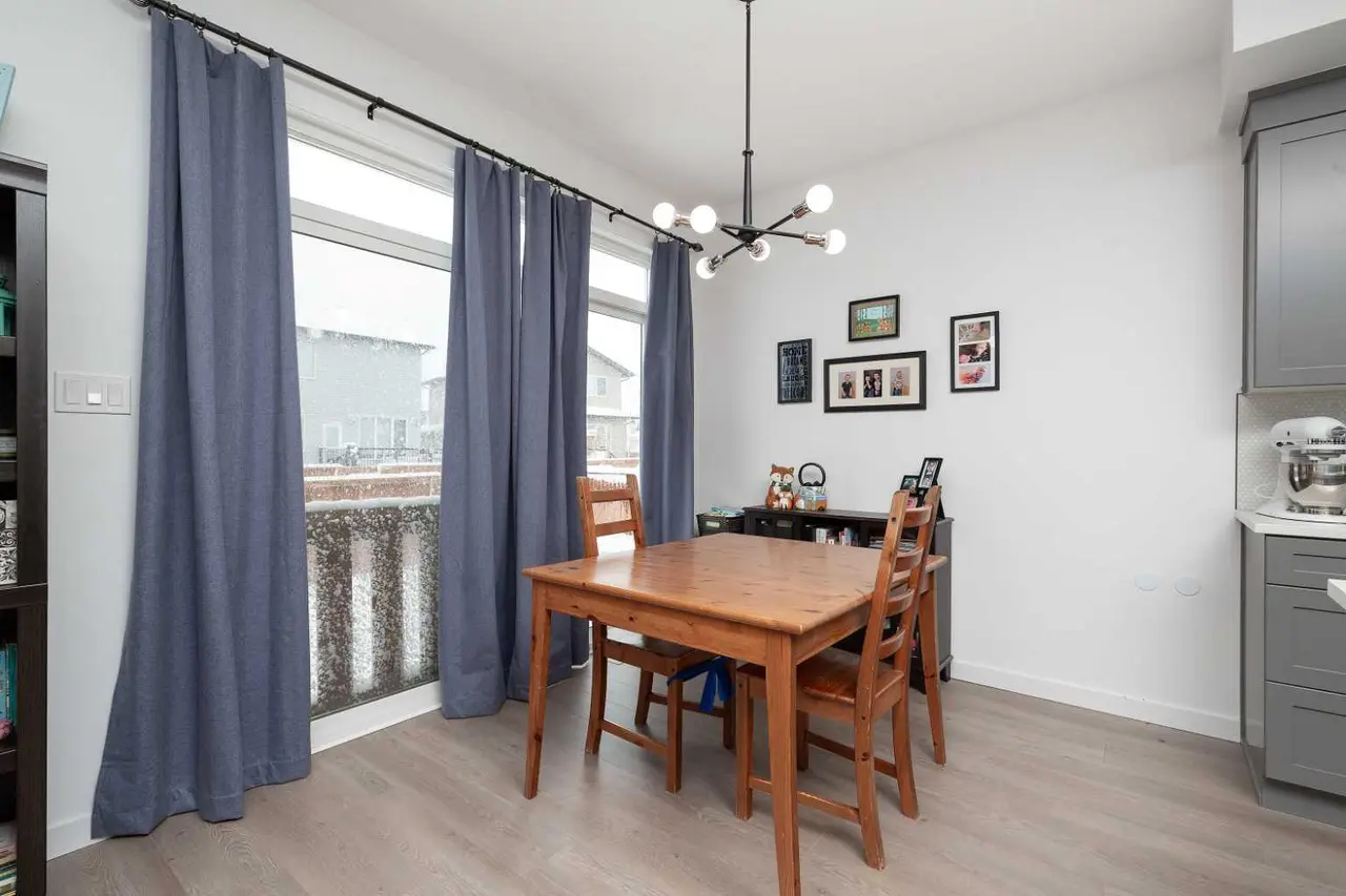 1219 Pacific Circle W