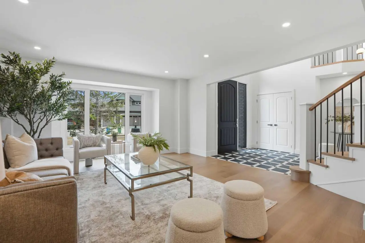 119 Canterville Road SW