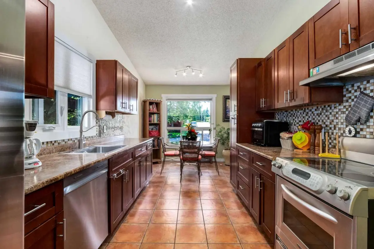 259 Shawmeadows Road SW